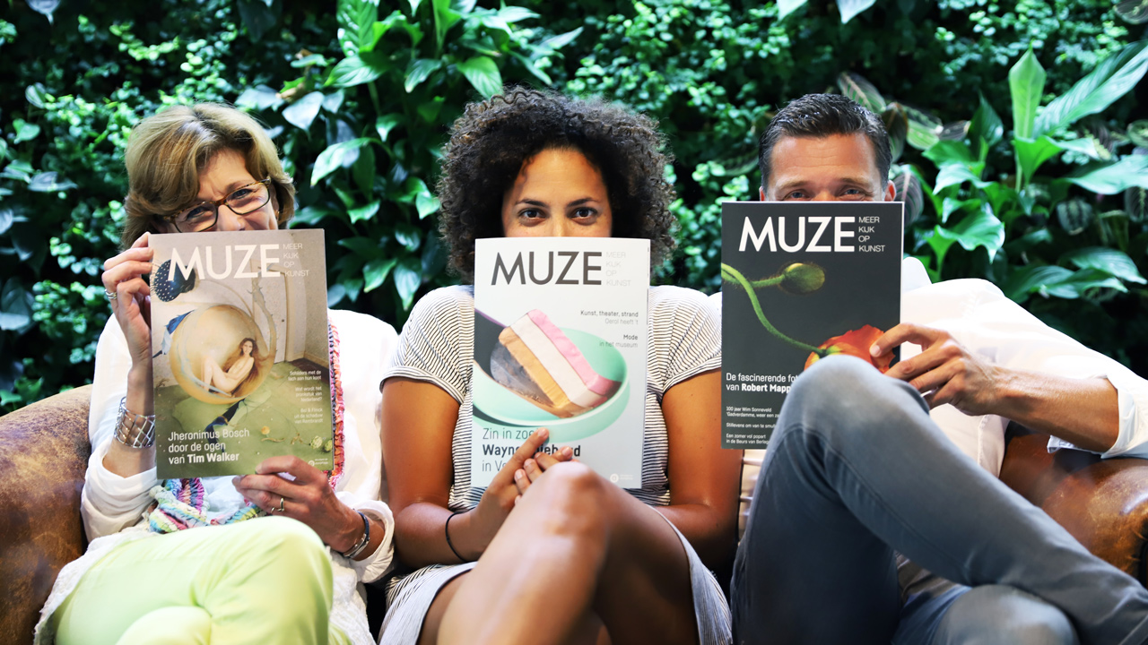 muze-lees-dat-blad-mensen.jpg