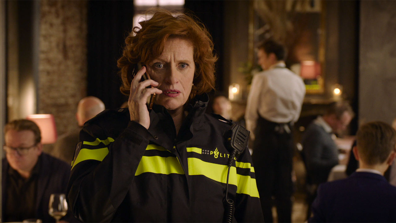 Marion krijgt een zorgwekkend telefoontje