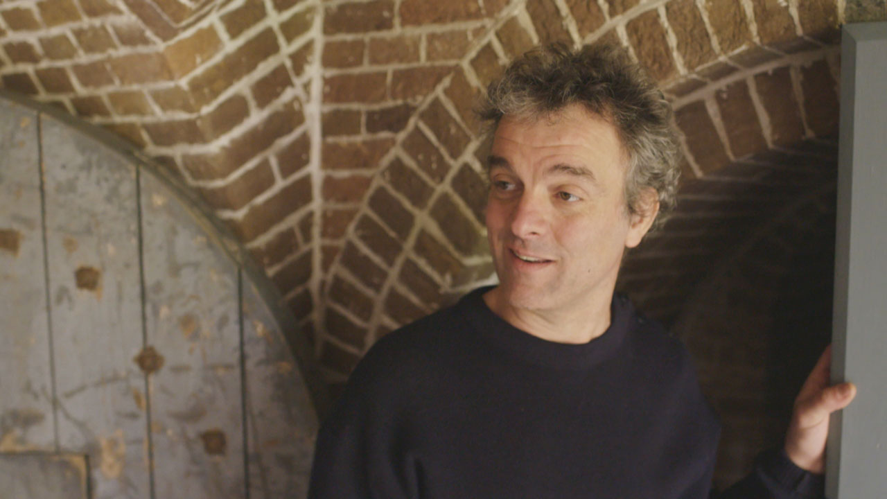 Herbestemming_Piet_Hein_Eek_A2.jpg