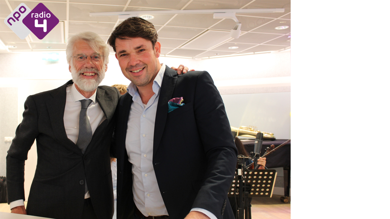 Prof. dr. Erik Scherder en presentator Ab Nieuwdorp