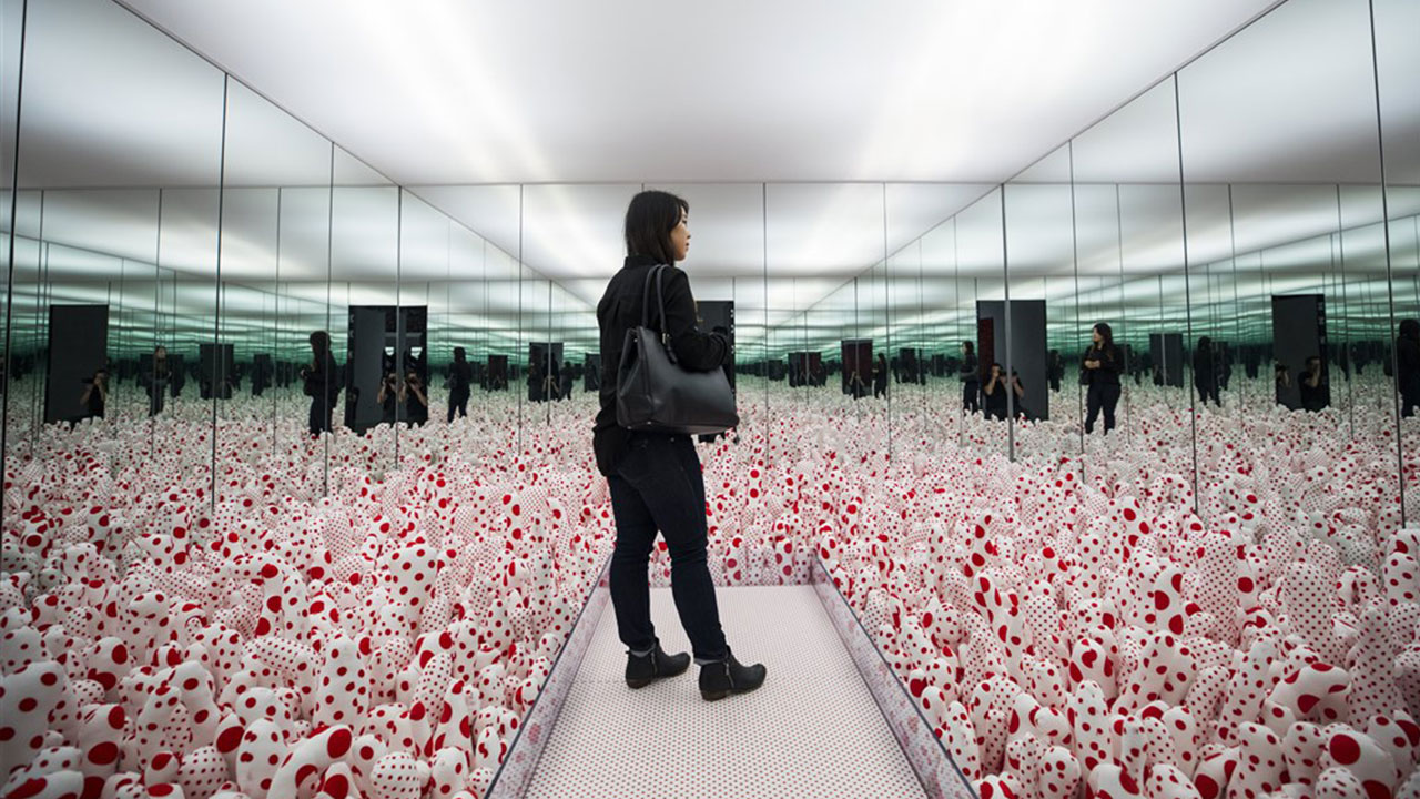 Kusama-mirror-room-ANP-Man-en-kunst.jpg