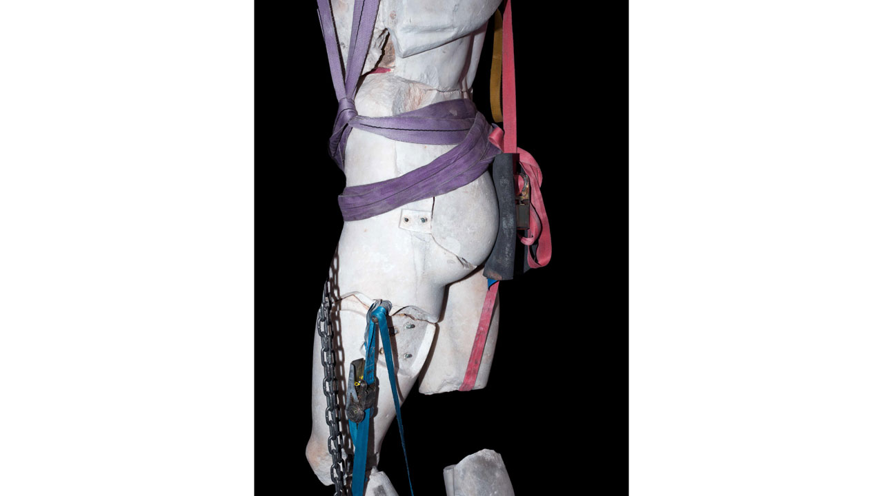 viviane-sassen-menhir.jpg