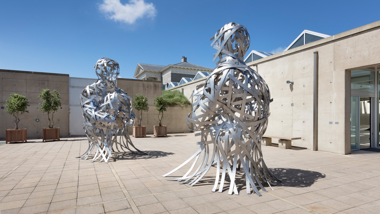 jaume_plensa_opgetrokken.jpg