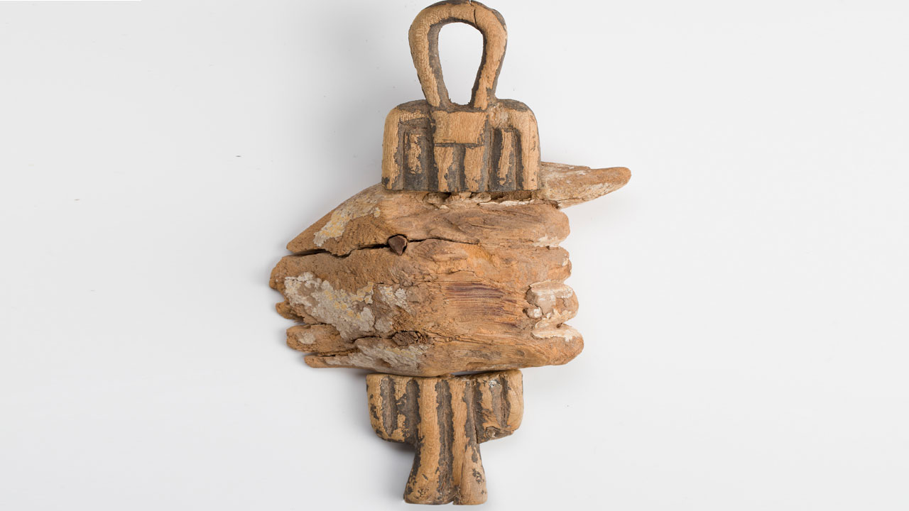 TKK-15-4-Diversemusea-1-amulet.jpg