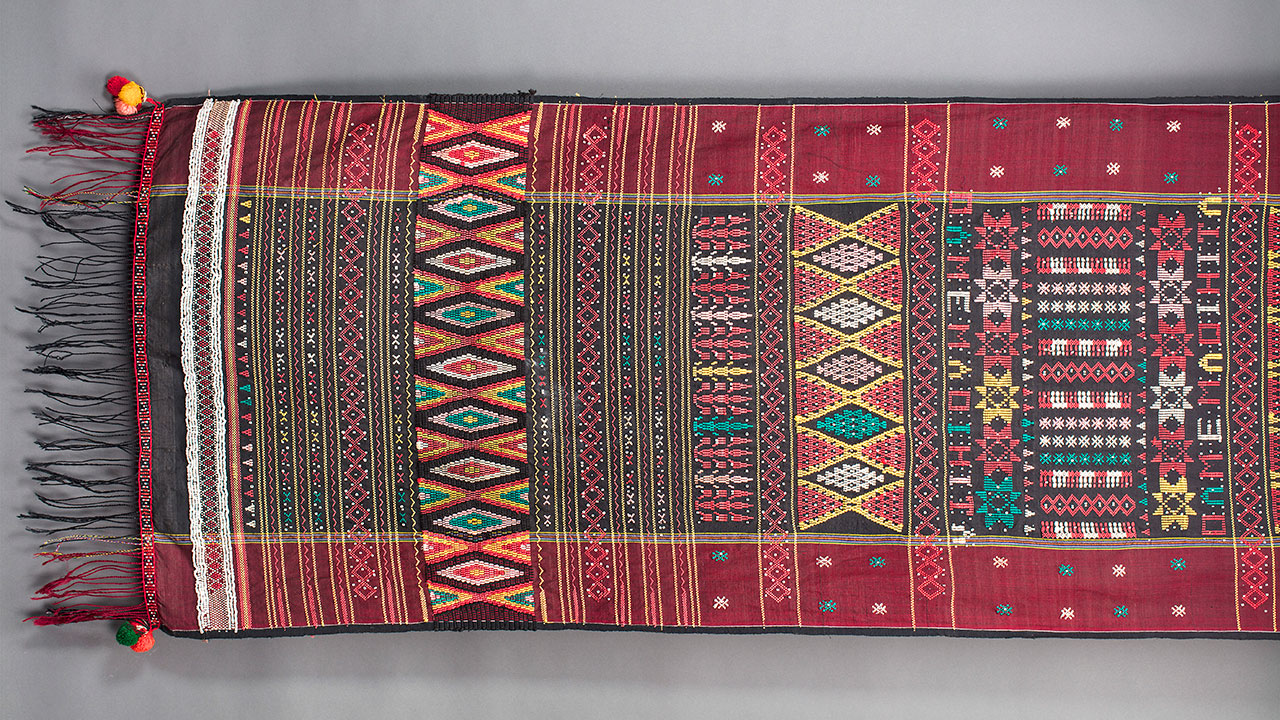 ulos, kleed
