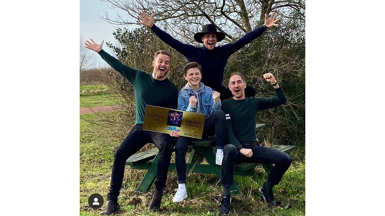 onze_jongens_gouden_film_juichen.jpg
