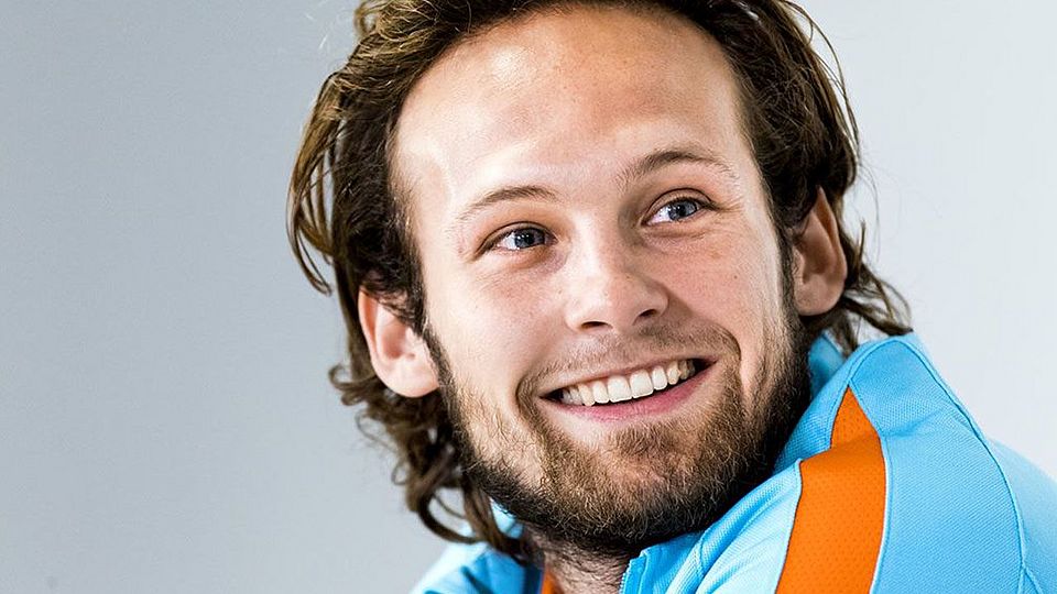 Hoe goed is Daley Blind naast het veld? - AVROTROS.nl