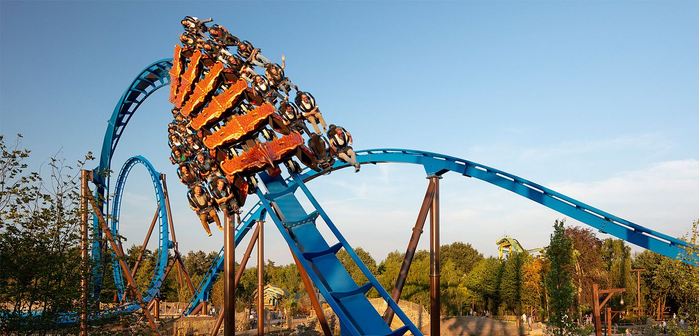 Achtbaan toverland kleurplaat Achtbaan toverland kleurplaat